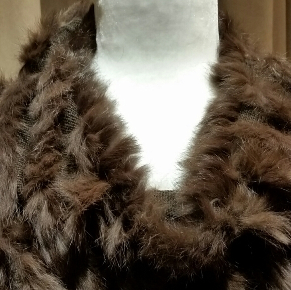Fur (Rex Rabbit) poncho - Picture 5 of 8
